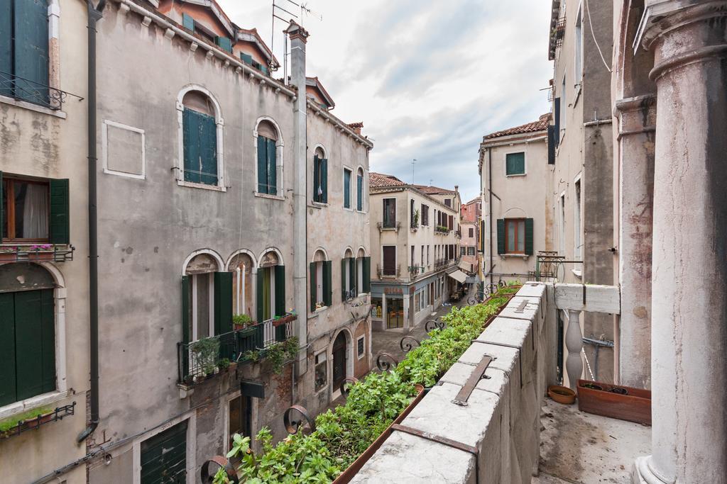 Appartamento Dei Frari Venesia Ruang foto